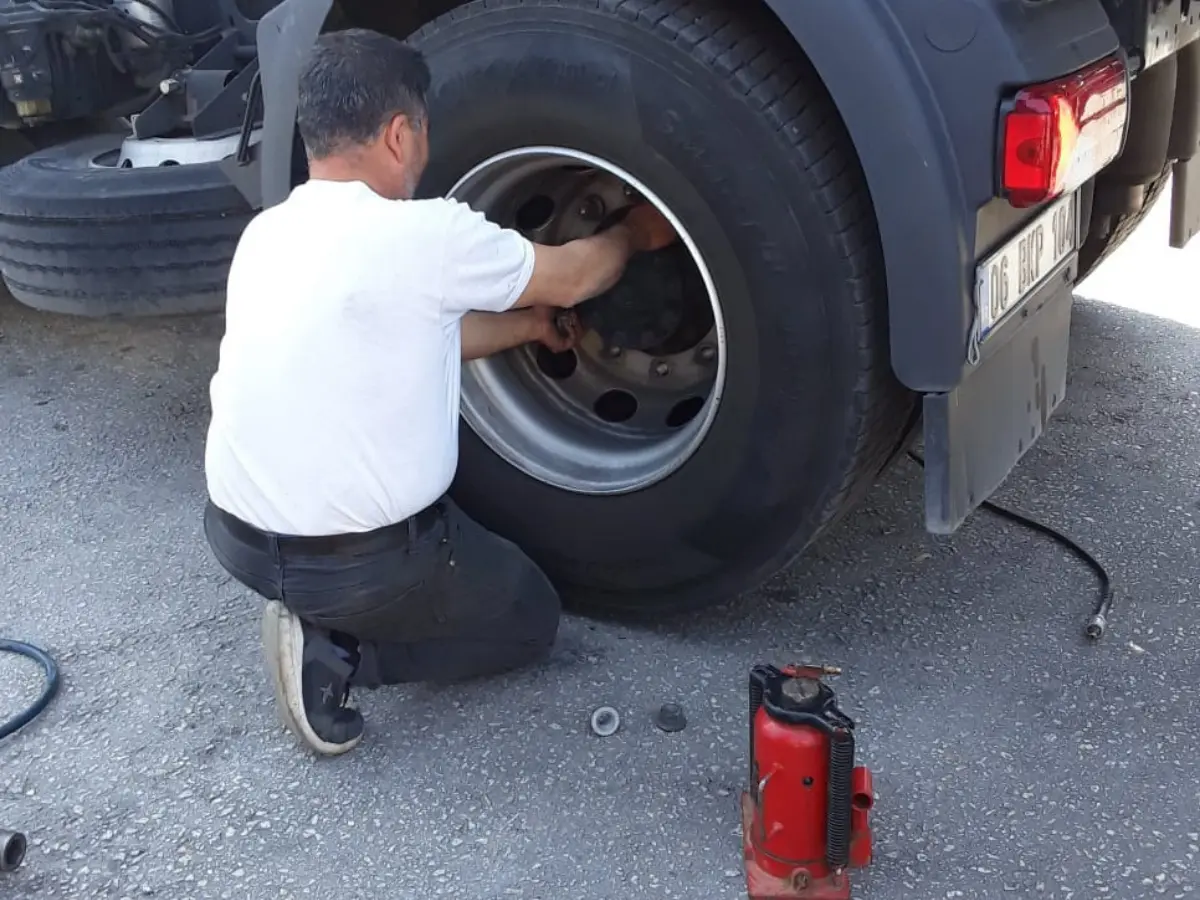 Derinkuyu Oto Lastikçi